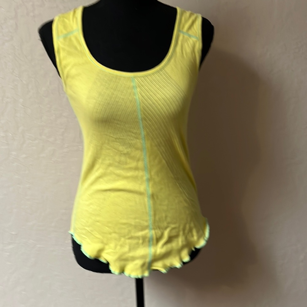 DKNY Neon Yellow‎ Scoop Neck Tank Top